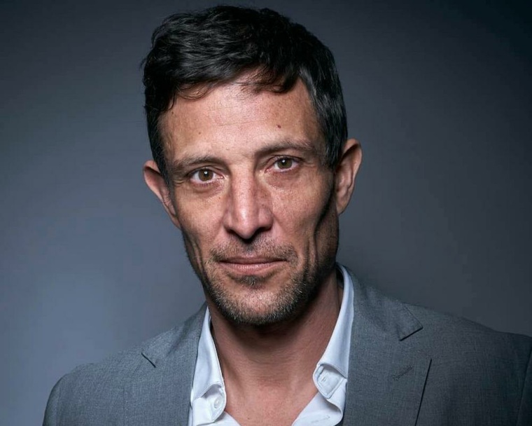Julien IZARD